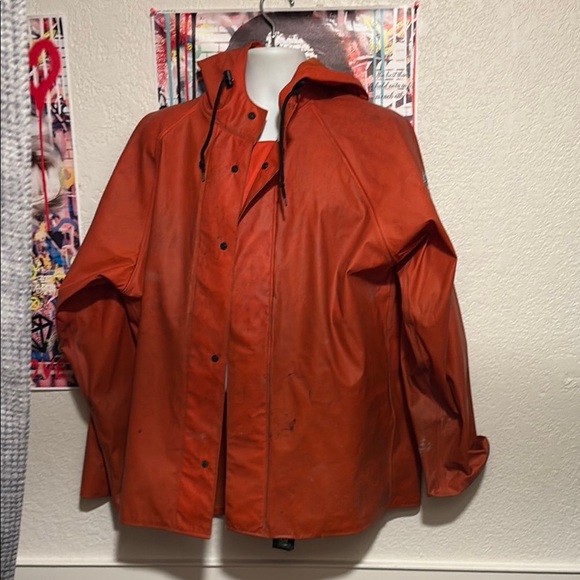 Men’s Helly Hansen Rain Gear Jacket - Picture 1 of 3